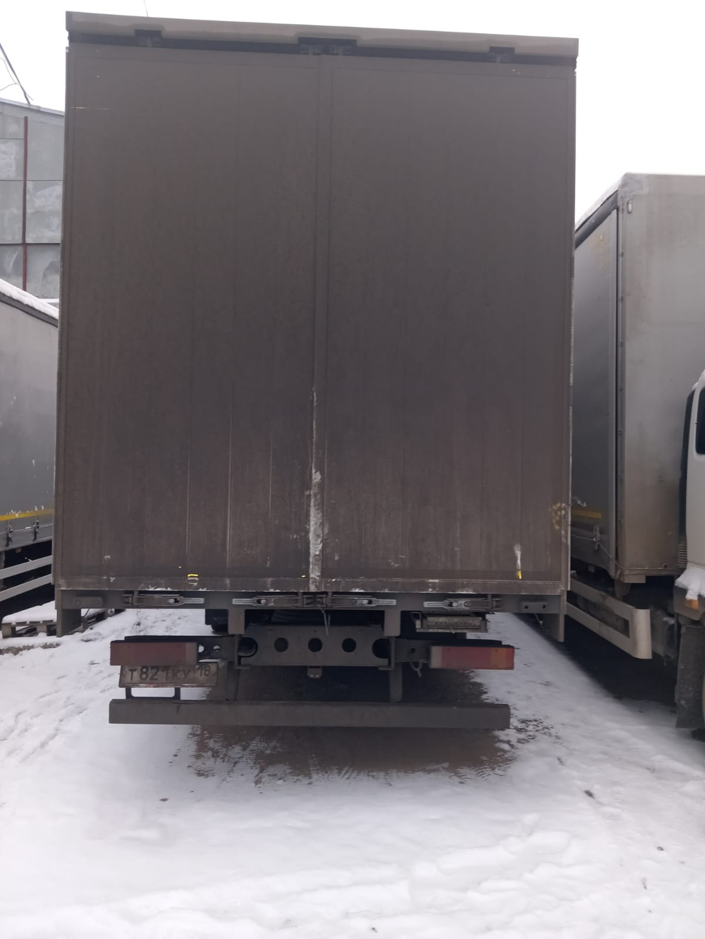 WANSHAN ALTAI Аrgut 4x2 Бортовой (Евроборт) GREEN (Евроборт, Дизельный, 4,6 л, 215 л.с. МТ)