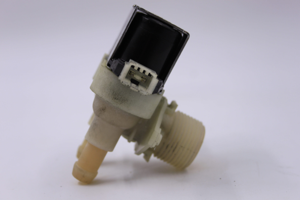 Электромагнитный заливной клапан стиральной машины Indesit 33390017