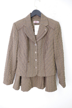 Костюм Nova юбочный 48 размер