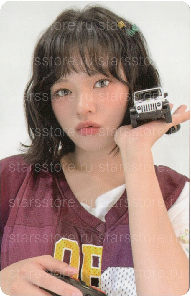 Фотокарта Jeongyeon TWICE - 2025 Season&#39;s Greetings [Collector]