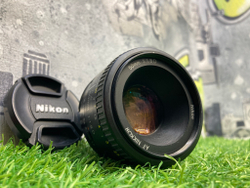 Nikon 50mm 1.8D AF Nikkor