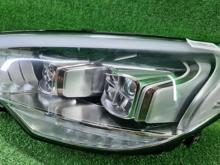 Фара левая Kia Quoris (2012-2018) LED