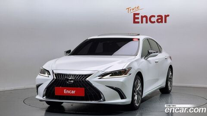 Lexus ES300h 7 Generation Luxury Plus (02.2023)