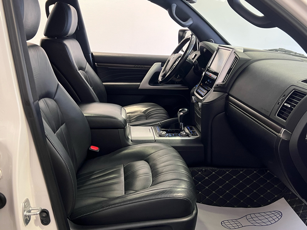Toyota Land Cruiser, 2019 год