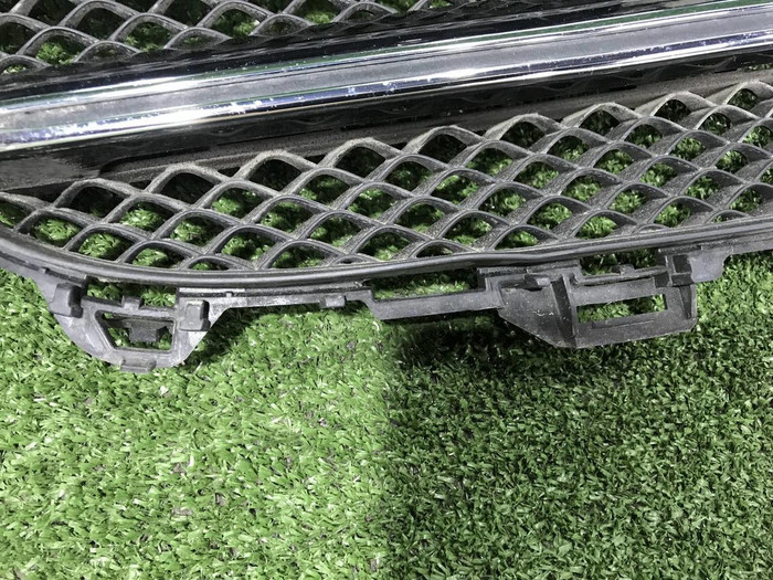 Решетка радиатора Mercedes E W213 (2016-2021)