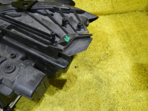 Битая Фара правая Mercedes E W213 (2016-2021) LED