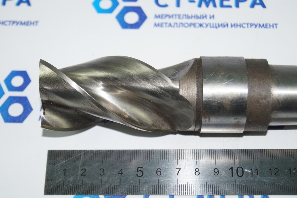 Фреза цилиндрическая с хвостовиком конус Морзе d40,0х70х135 Z=3 Р6М5К5 КМ4