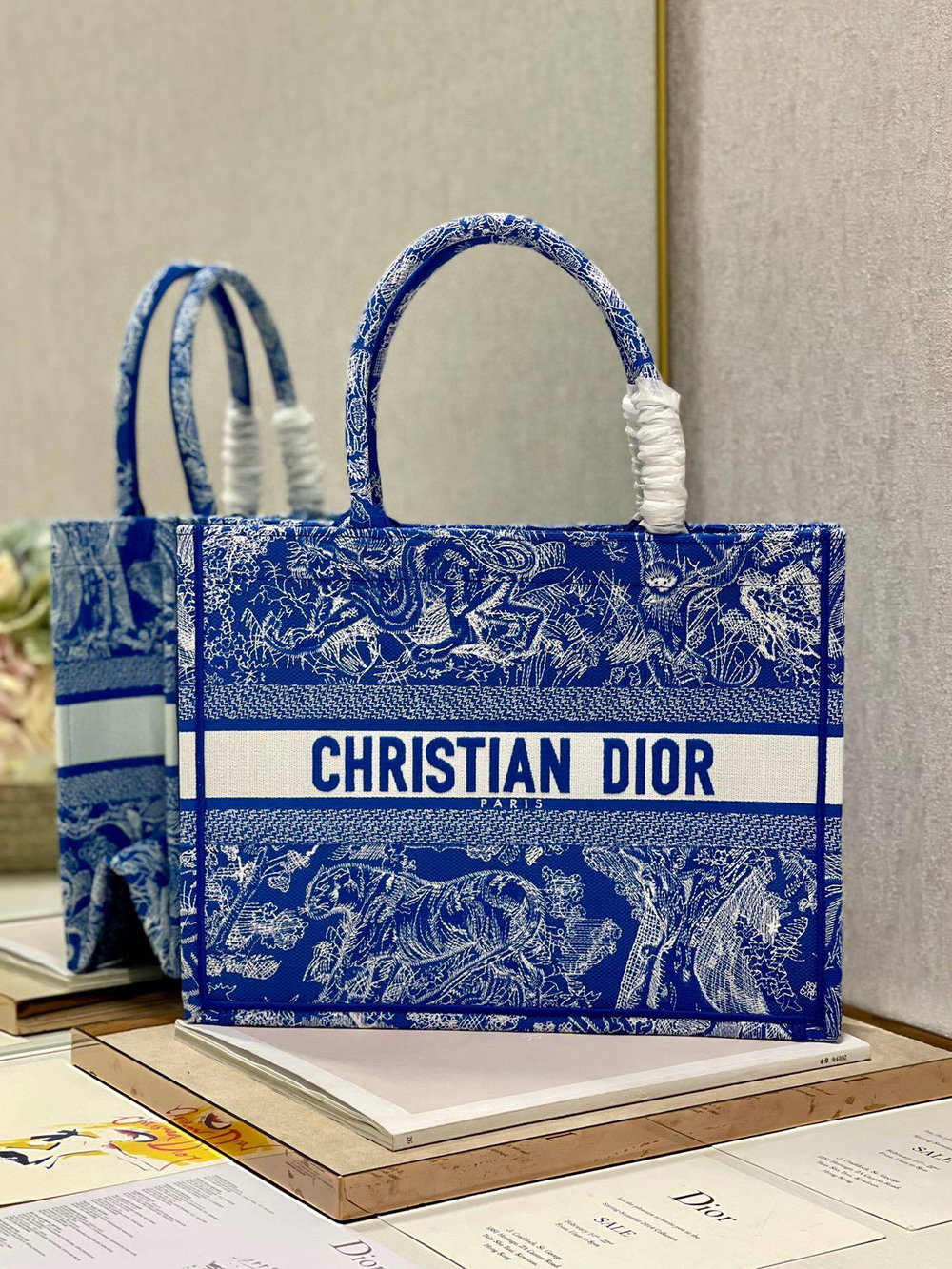 Christian Dior Book Tote 36 cm
