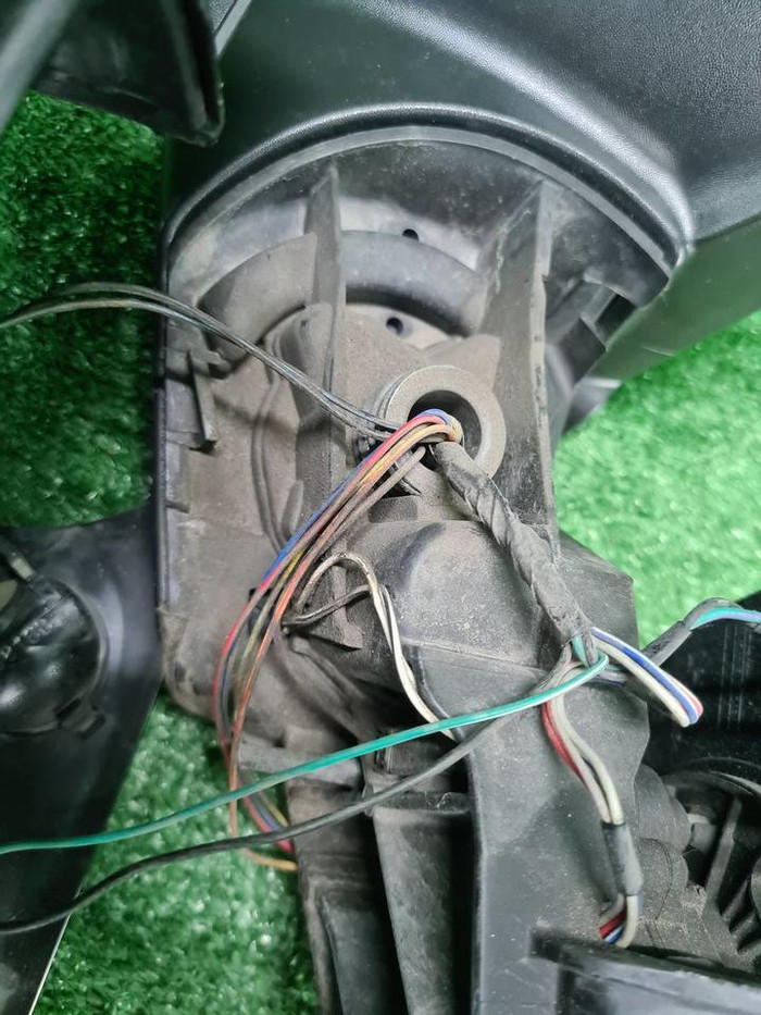 Зеркало левое Ford Explorer 5 U502 (2010-2019) 13 контактов