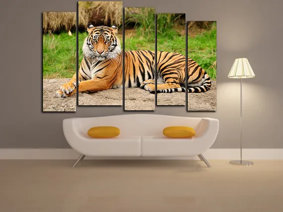 Модульная картина "Грациозный тигр"