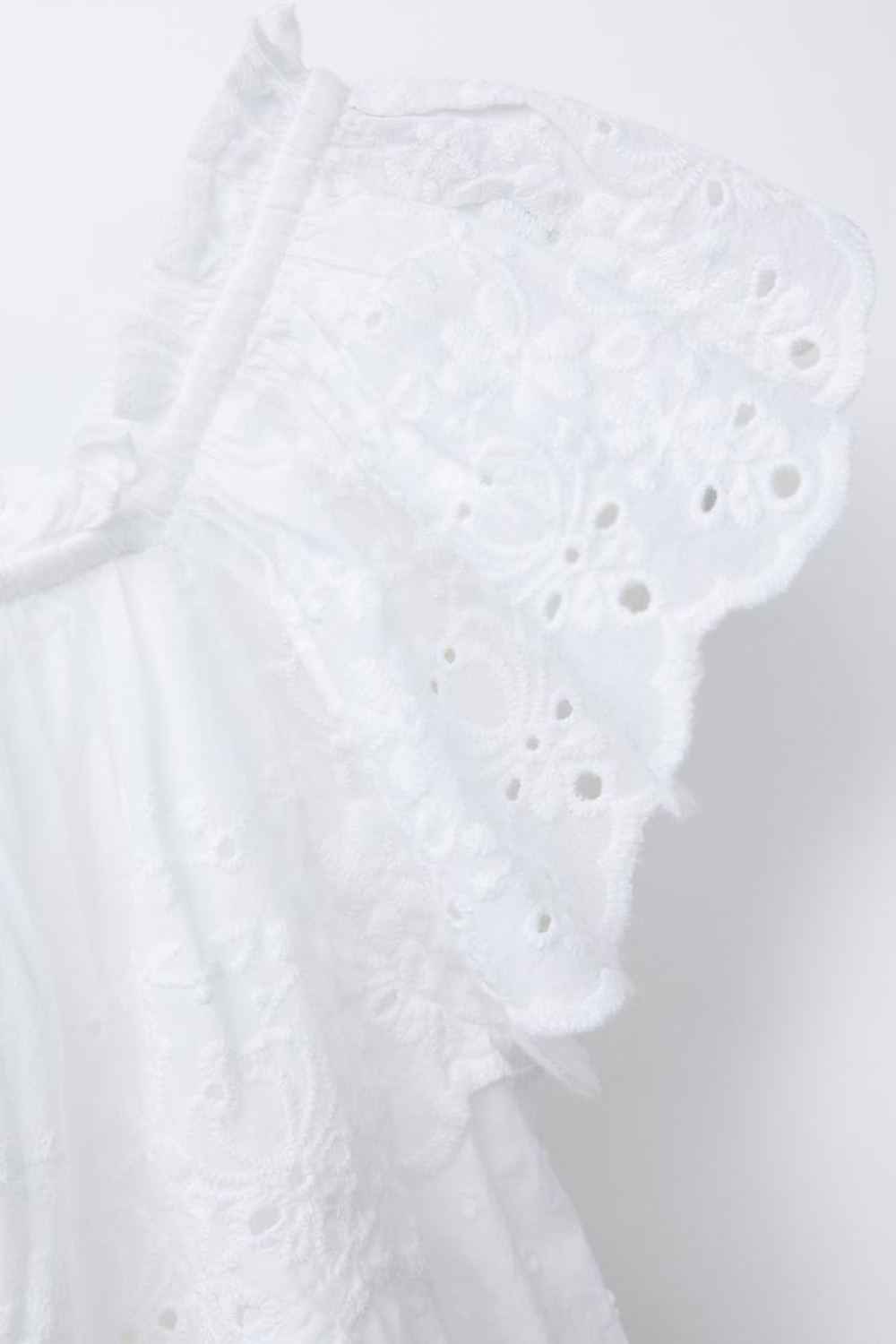 ZARA ПЛАТЬЕ С ВЫШИВКОЙ, БЕЛЫЙ