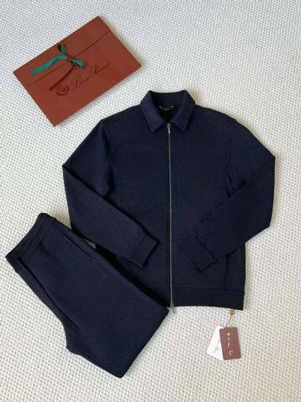 Прогулочный костюм Loro Piana