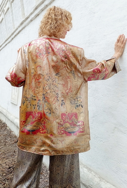 Двусторонний жакет, по мотивам фламандской шпалеры 17 века и текстильного панно «Древо Жизни» выполненного в технике ‘каламкари’ индийским художником Гураппа Четти