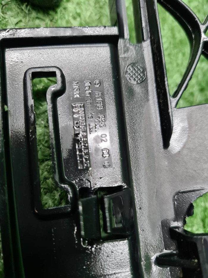 Решетка радиатора Mercedes GLE W166 (2015-2018)