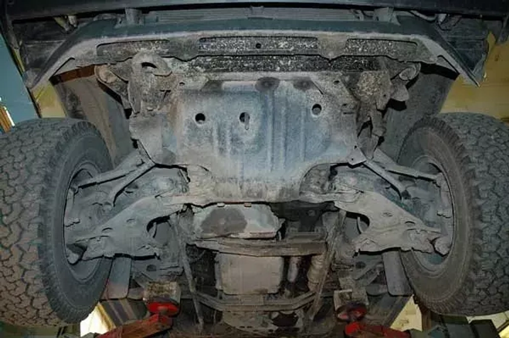 Защита картера и КПП Sheriff для Nissan Terrano I (WD21) 1986-1996 арт.15.0278