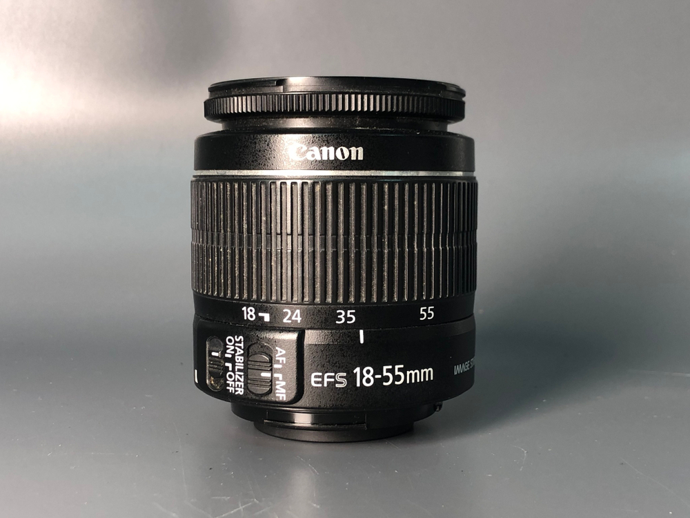 Canon 600d Kit 18-55 8100 кадров пробега