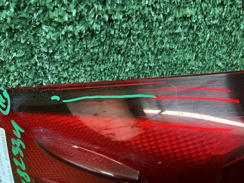 Фонарь левый внешний Toyota Land Cruiser 300 21-нв