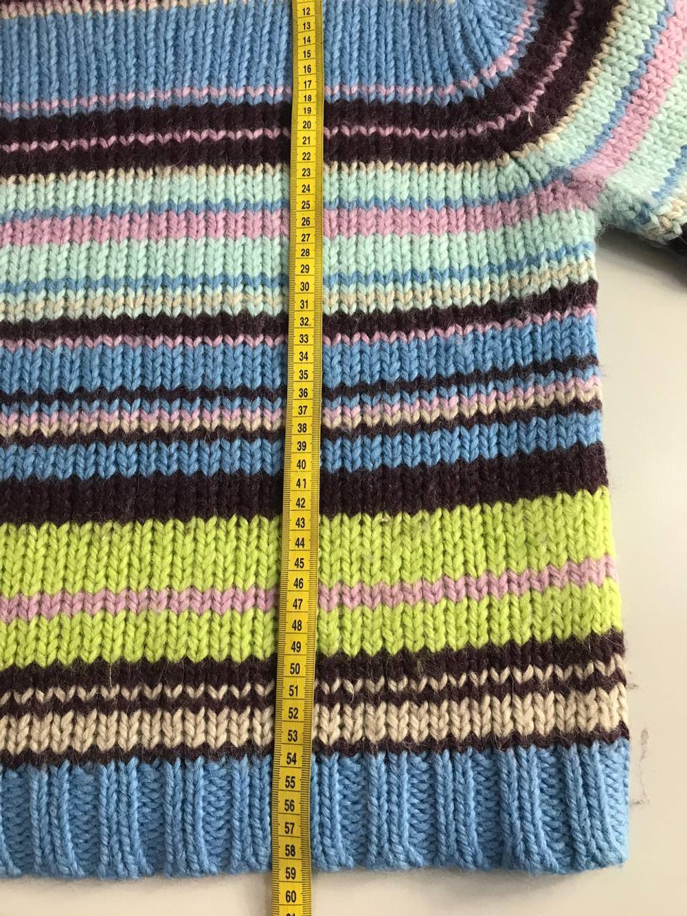 Свитер для прохладной погоды, визуально на 46/48 размер