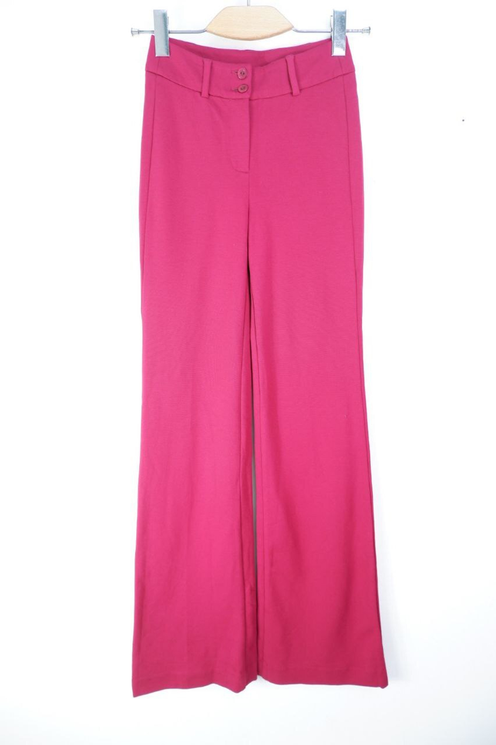 Брюки красивого оттенка для эффектного образа 40 размер