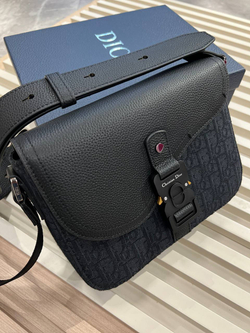 Сумка-мессенджер Dior