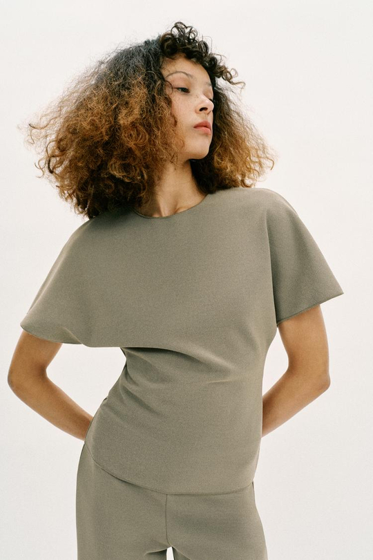 ZARA ТОП С ВЫРЕЗОМ И КОРОТКИМИ РУКАВАМИ, ХАКИ