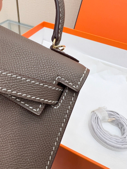 Hermes Kelly 19