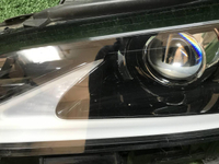 Фара левая Lexus ES 7 (2018-2021) LED