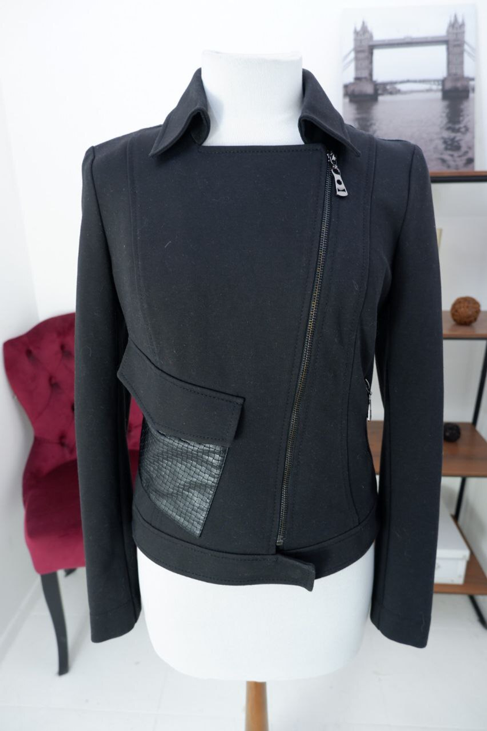 Куртка M. Reason легкая 44 размер