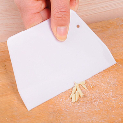 Кондитерский шпатель пластиковый маленький