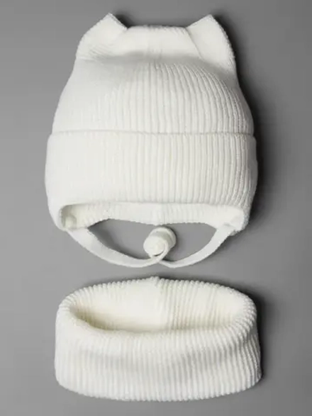 Шапка для девочки на осень с ушками