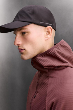 ZARA КЕПКА ИЗ ТЕХНИЧЕСКОЙ ТКАНИ SHELL, ЧЕРНЫЙ