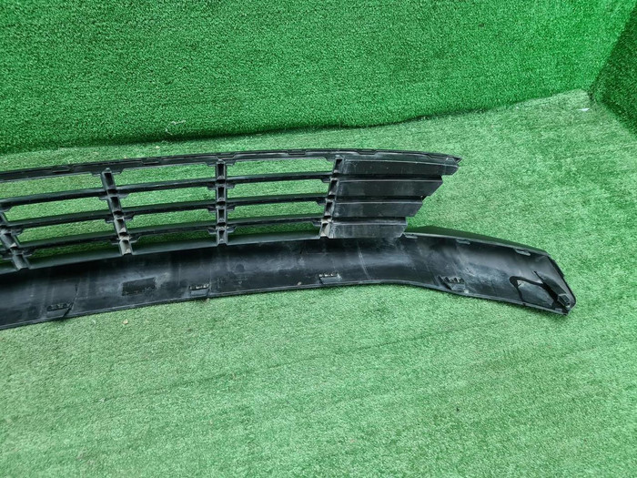 Решетка переднего бампера Kia Rio 4 FB (2020-2022)