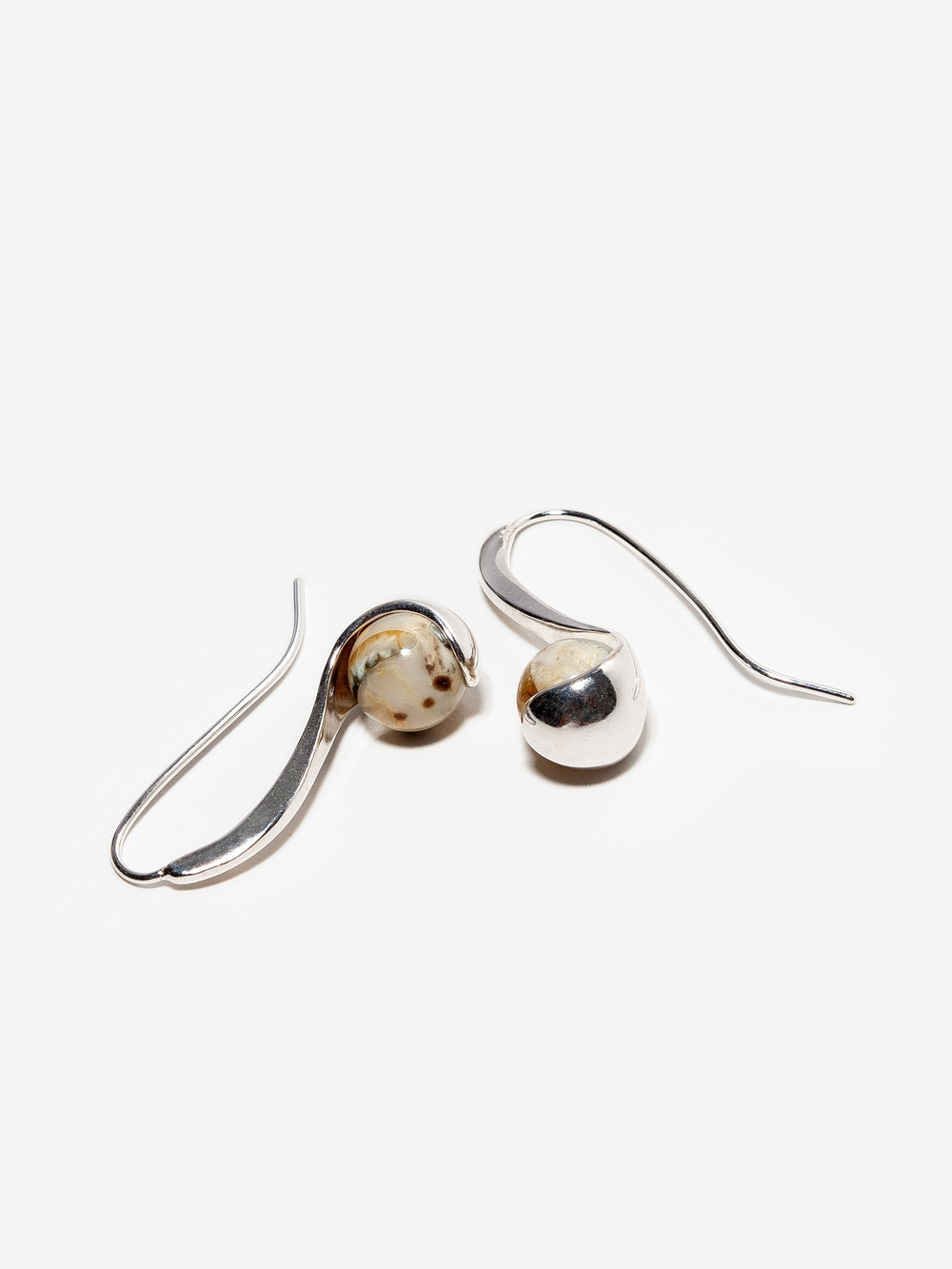 Серебряные серьги с натуральным пейзажным янтарем. Калининградский янтарь серьги