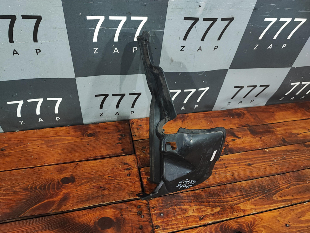 Воздуховод радиатора правый Sebring, Stratus 01-07 Б/У Оригинал 4806048AC