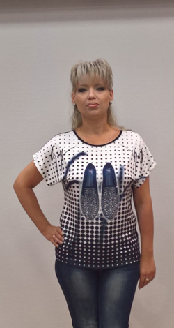 Белый блузон в темно-синий горошек c принтом