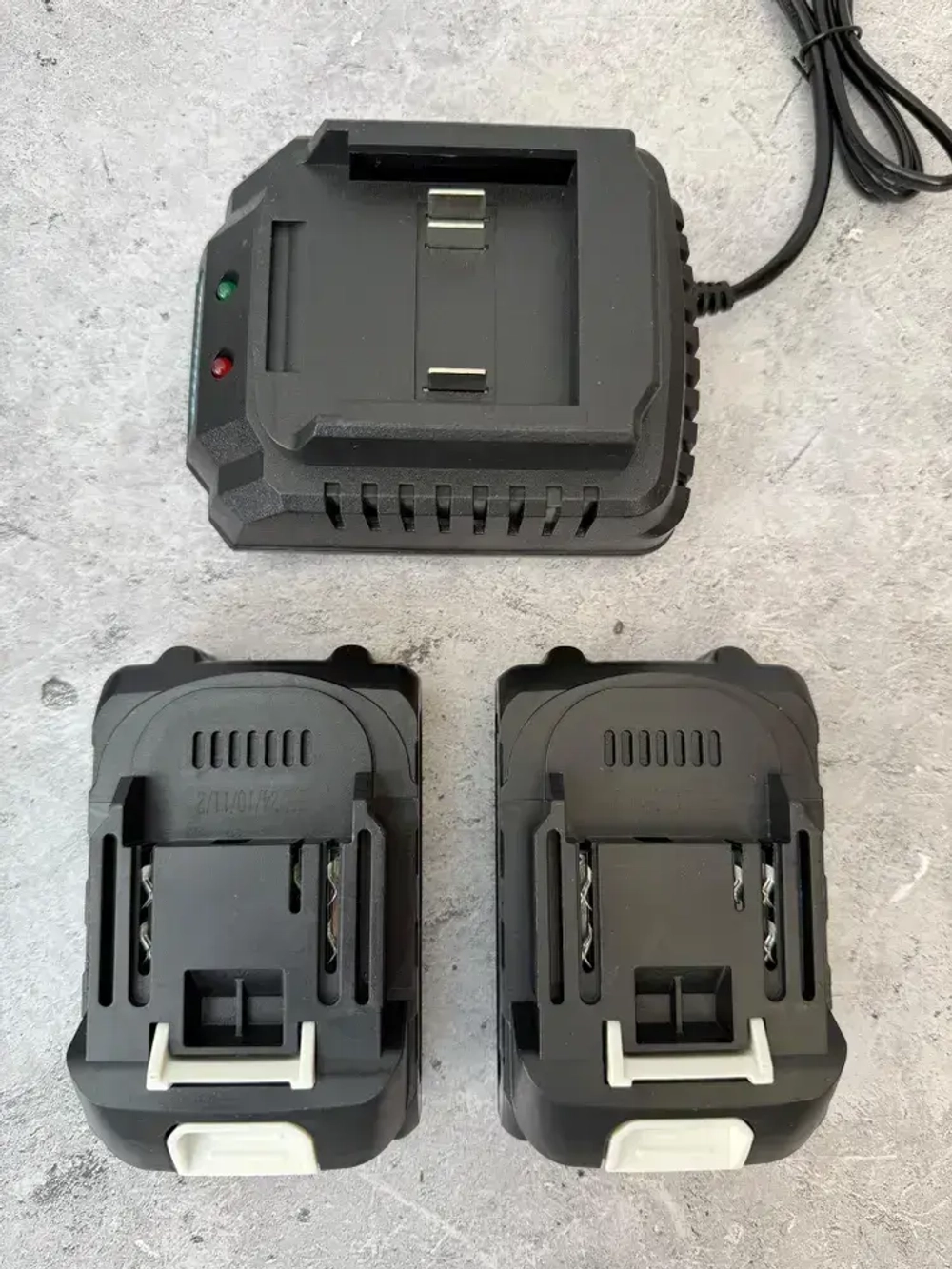 Makita DDF021CD201 УСИЛЕННЫЙ шуруповёрт ударный бесщёточный в противоударном кейсе, 2 АКБ, 24V, 6.0 Ач