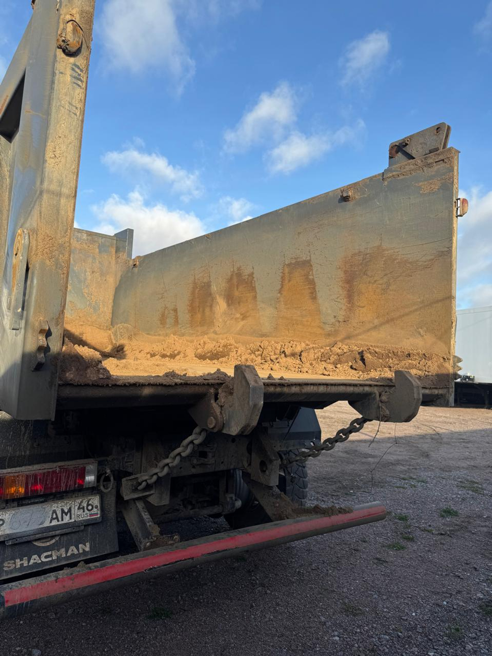 Shacman (Shaanxi) SX* 6x4 Самосвал SX3255DR384 (Дизельный, 9,7 л, 336 л.с., МТ)