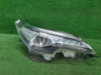 Битая Фара правая Toyota Fortuner II (2015-2020) LED