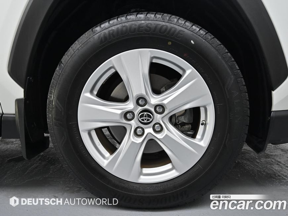 Toyota RAV4 5 Generation 2.5 2WD (12.2019)