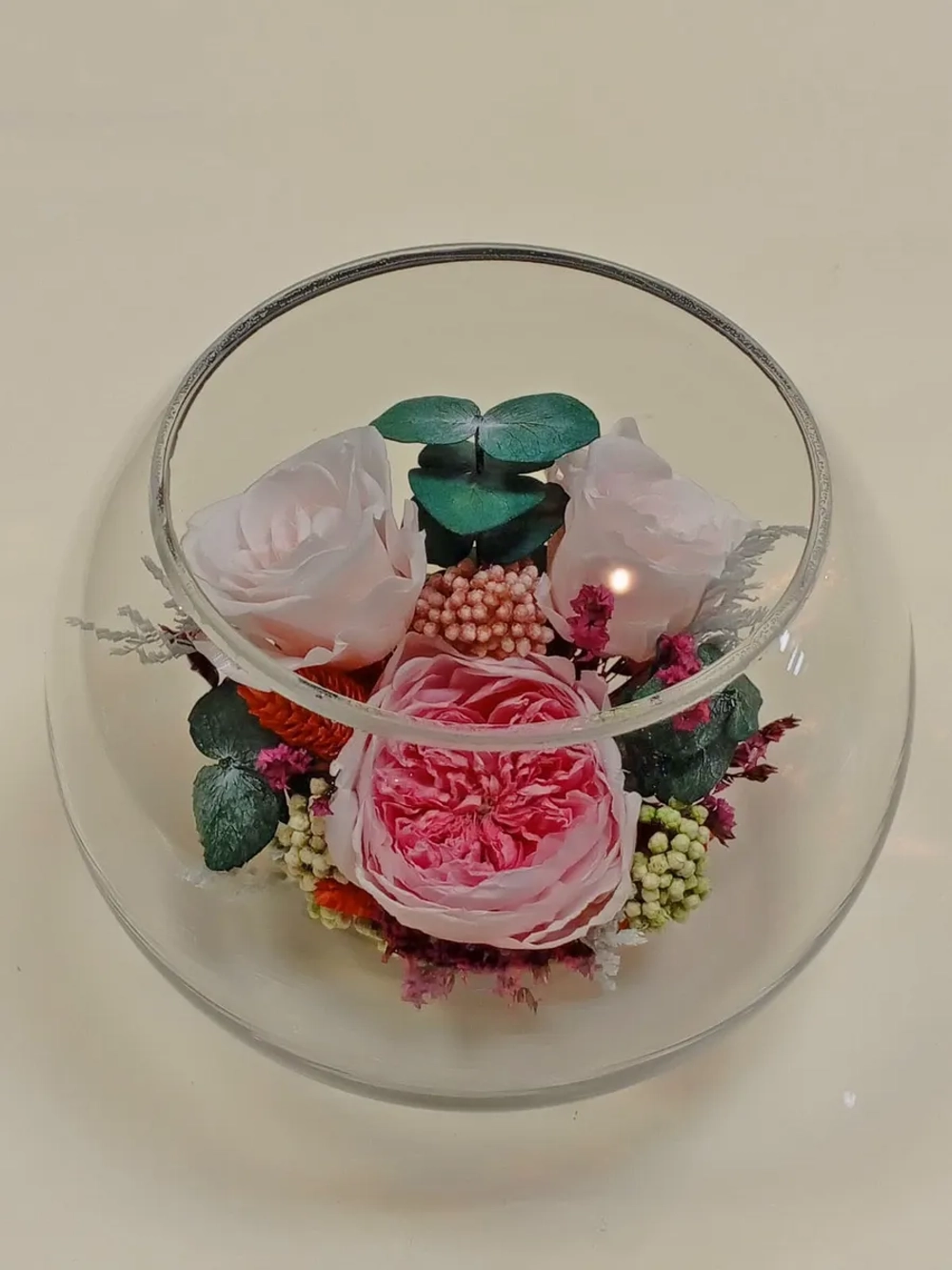 Натуральные пионы в стекле, вакуум