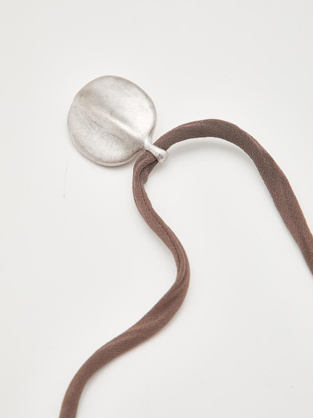 Massimo Dutti Ожерелье с подвеской, серебряный