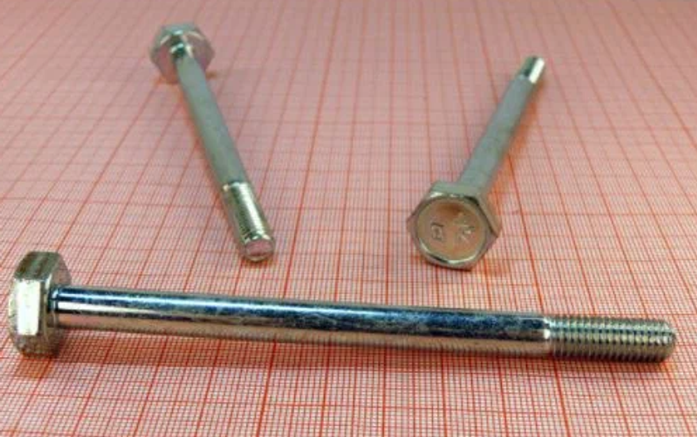 Болт 8х110 генератора 2110 голый (ОАО «БелЗАН»)