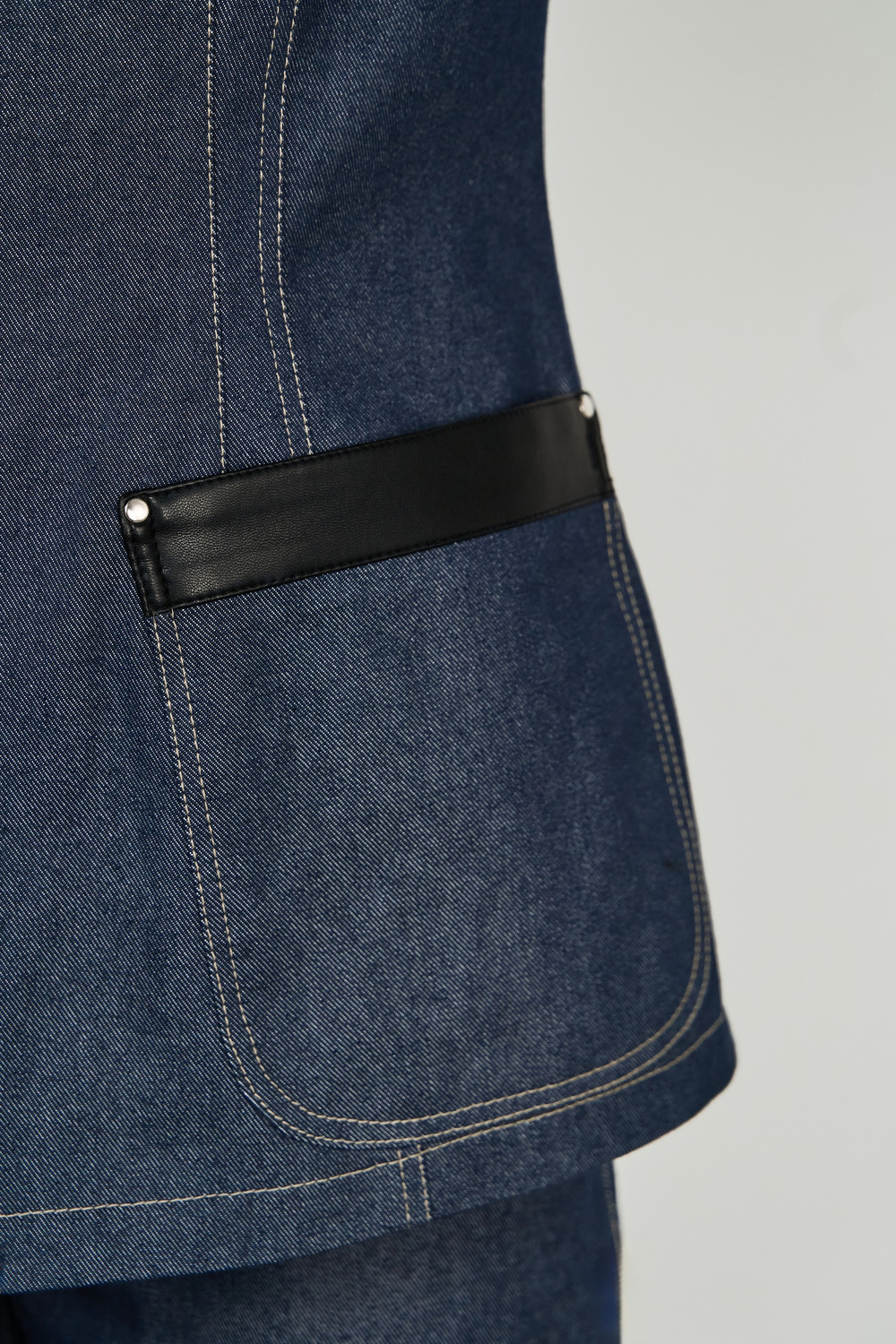 Жакет джинсовый