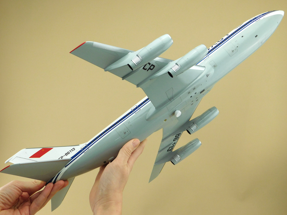 Модель самолета Ил-86 (М1:100, Аэрофлот СССР-86113)