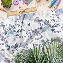 Ткань лен сиреневый букет на белом фоне