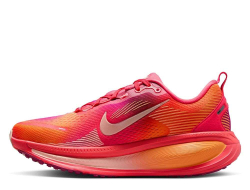 Кроссовки для бега женские Nike Vomero 18 SE W Розово-Оранжевые