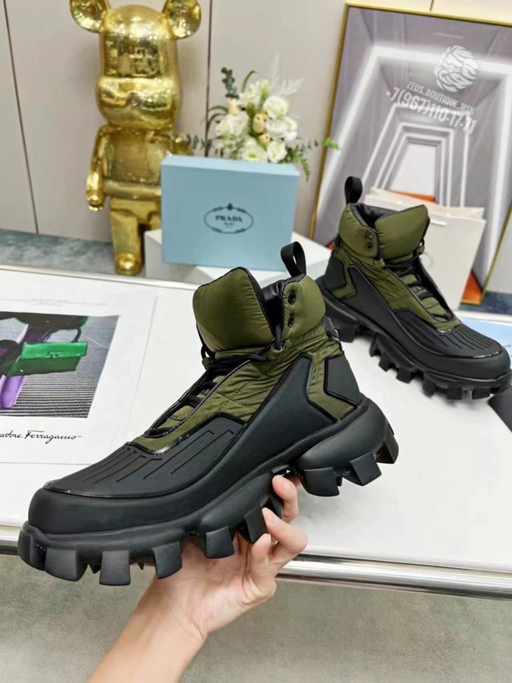 Кроссовки Prada