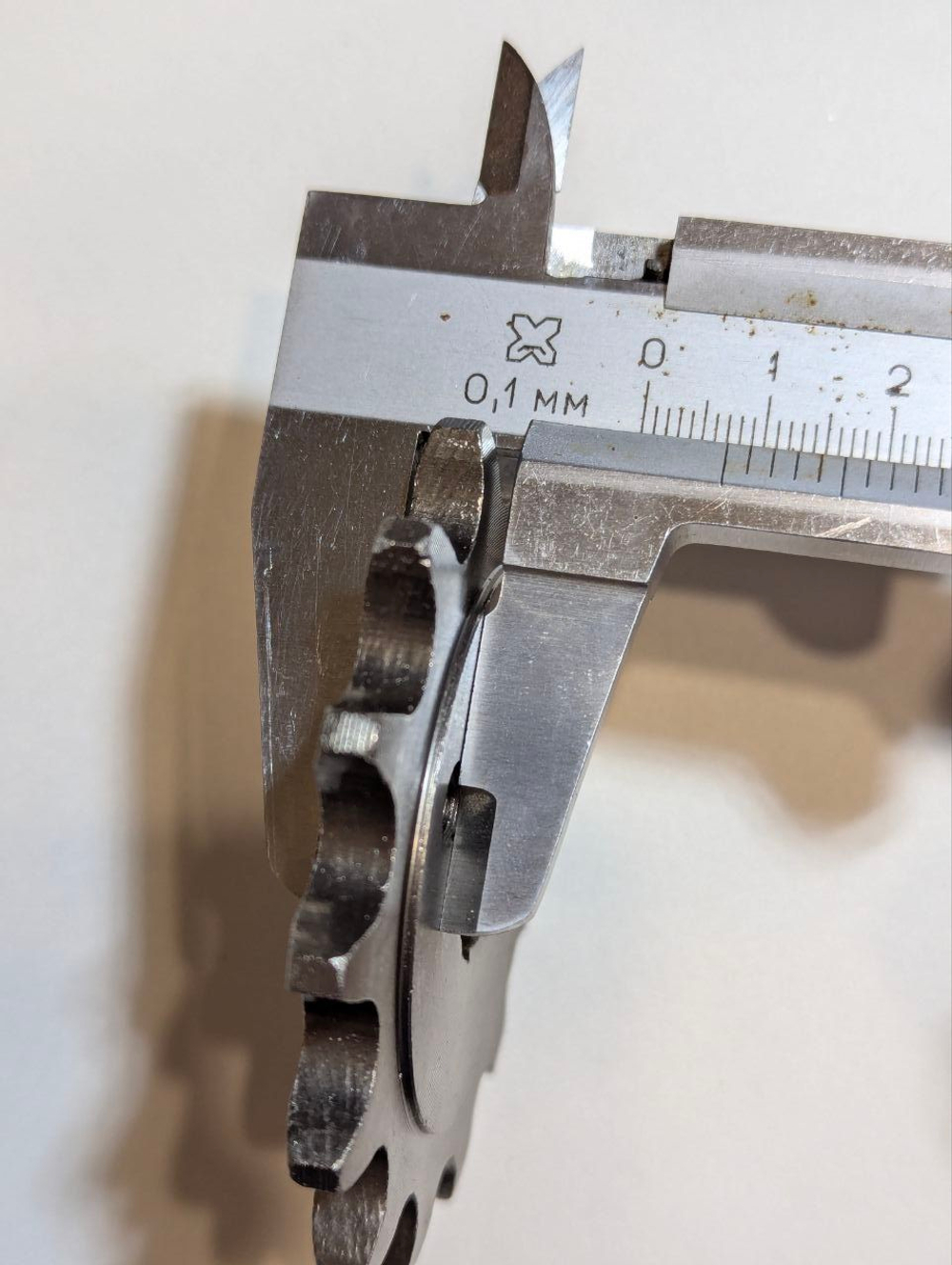 Звезда ведущая пердняя для мотоцикла, эндуро, квадроцикла (520-14Т) 20мм сталь