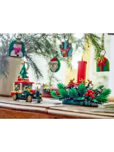 Конструктор новогодний 40746 Грузовик Санта-Клауса