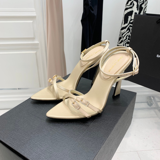 Saint Laurent Pumps